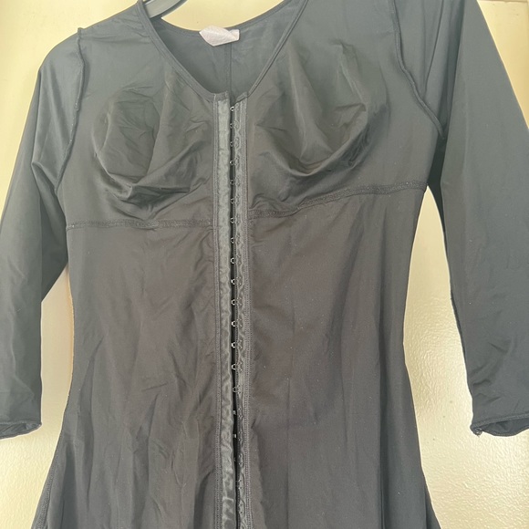 BBL faja, size 3XL, lightly used - Picture 2 of 8
